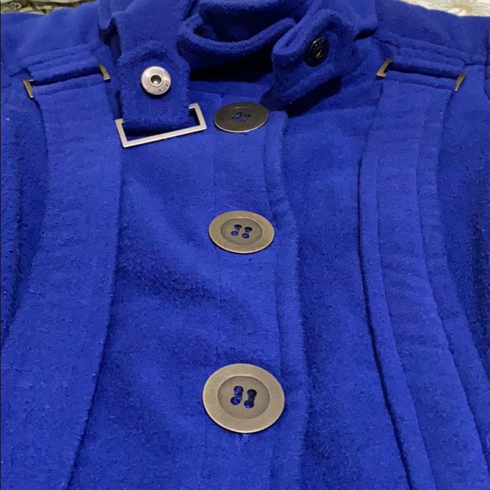 Blue Jacket - Picture 5 of 7